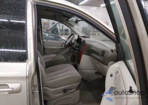 2007 Chrysler Town & Country из США, поврежденный, VIN 1A4GJ45R47B248092